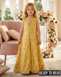 021026 | Saffon Squence | Front open Maxi | Yellow